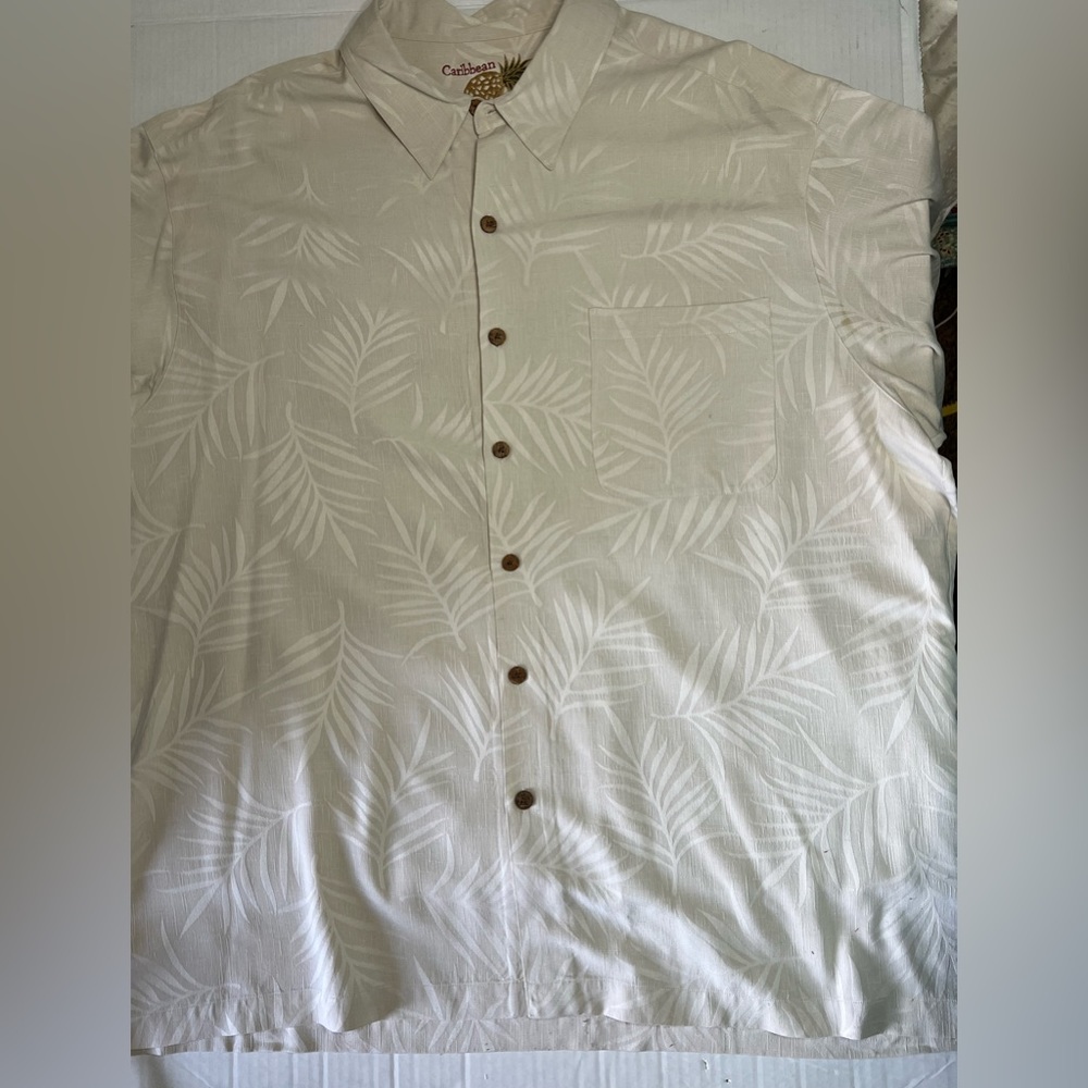 Caribbean VTG 100% silk cream color Button Up Hawaiian Print Shirt 2X